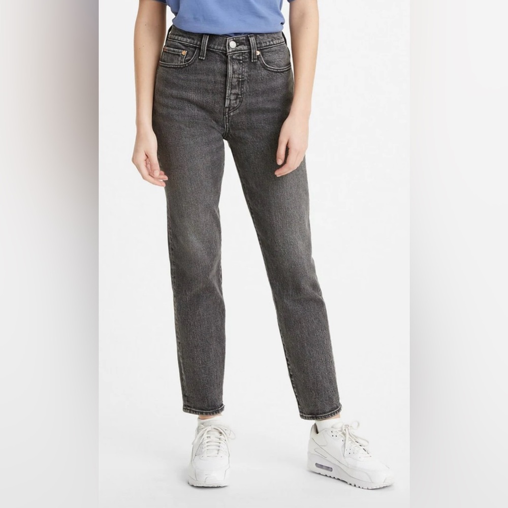 Levi’s Wedgie Jeans
